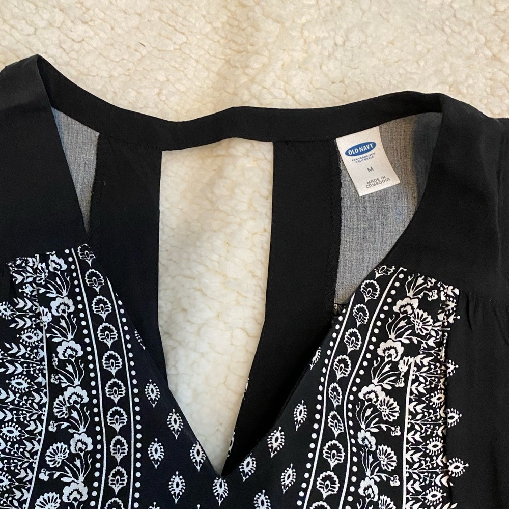 Old Navy Black Casual Dress - Picture 2 of 4